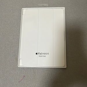 ipad mini four black white red